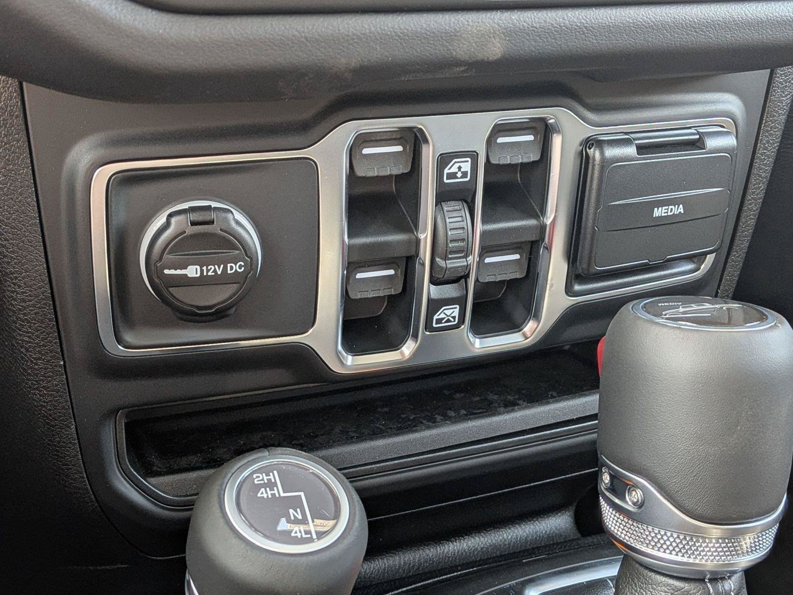 New 2026 Jeep Gladiator Sport AWD/4WD image 30