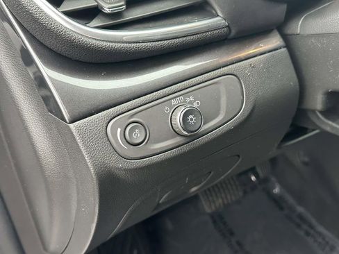 Certified 2022 Buick Encore Preferred w/ Safety Package image 21