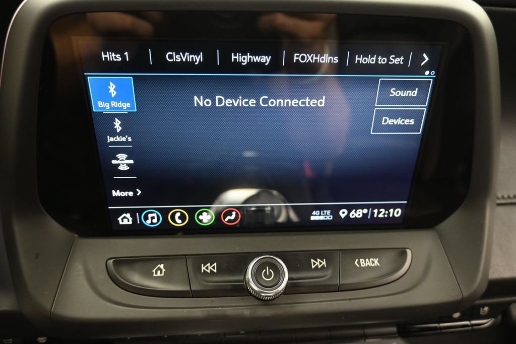 Used 2020 Chevrolet Camaro SS RWD image 15