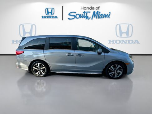 Used 2023 Honda Odyssey Touring image 8