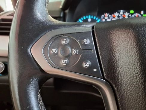 Used 2017 Chevrolet Suburban LT AWD/4WD image 29