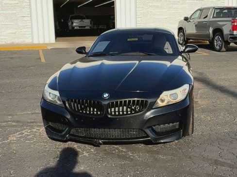 Used 2013 BMW Z4 sDrive35i image 3