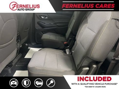 Used 2021 Chevrolet Traverse LT FWD image 31
