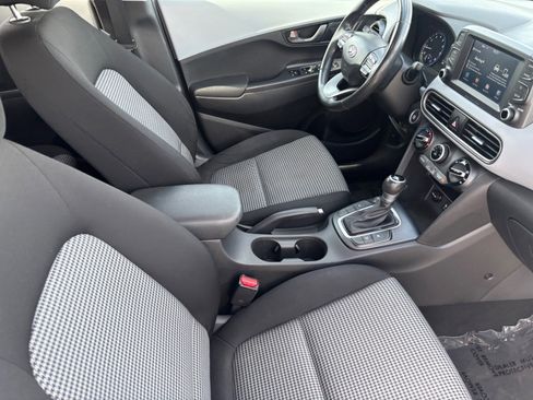 Used 2018 Hyundai Kona SEL image 14