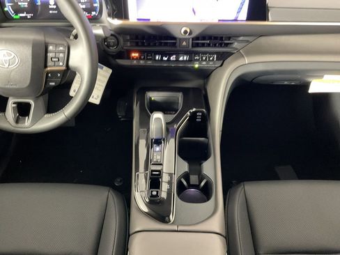 New 2026 Toyota Crown Nightshade image 14