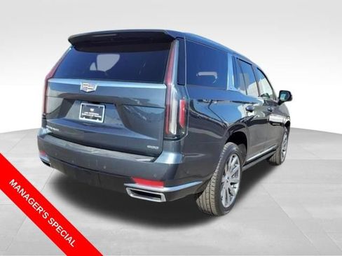 Used 2021 Cadillac Escalade Premium Luxury Platinum AWD/4WD image 2