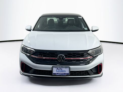 Used 2022 Volkswagen Jetta GLI Autobahn FWD image 2