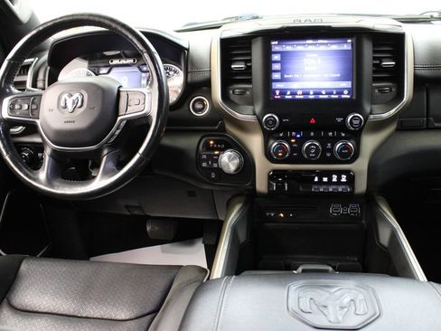 Used 2019 RAM 1500 Laramie w/ Sport Appearance Package AWD/4WD image 9