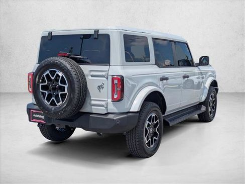 New 2026 Ford Bronco Outer Banks AWD/4WD image 2