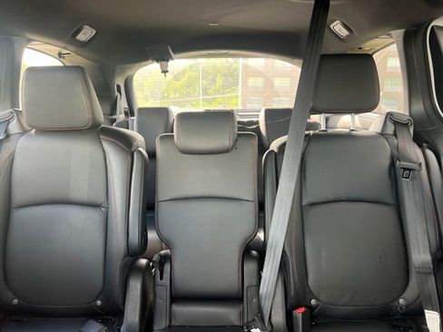 Used 2024 Honda Odyssey Sport image 13