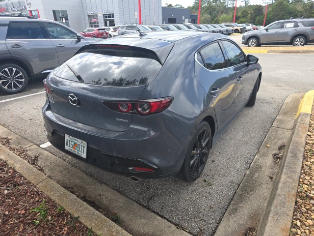 Used 2021 MAZDA MAZDA3 s FWD image 4