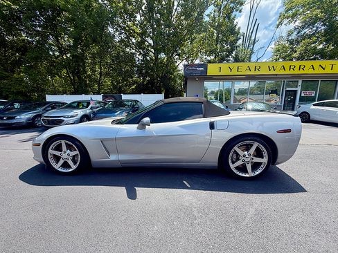 Used 2005 Chevrolet Corvette Convertible w/ Preferred Equipment Group RWD image 5