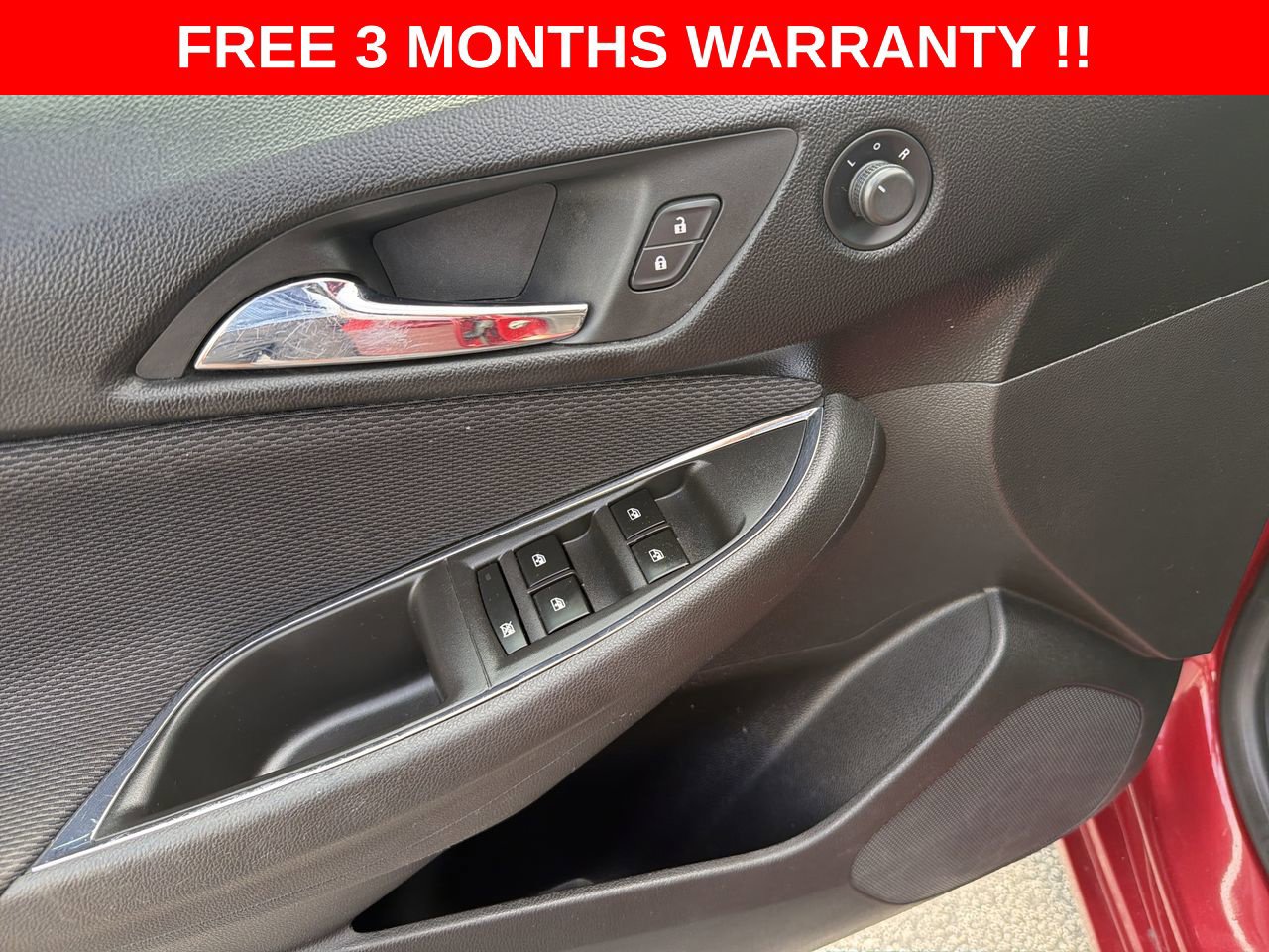 Used 2017 Chevrolet Cruze LT FWD image 12