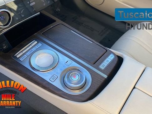 Used 2022 Genesis G80 2.5T w/ Advanced Package image 24