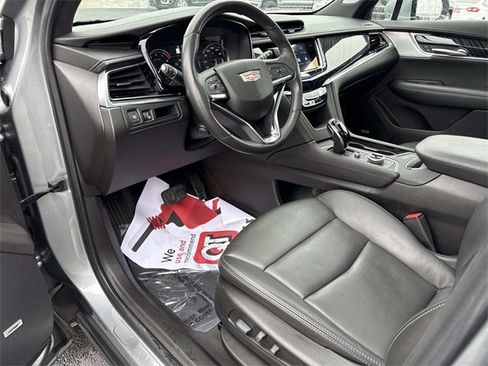 Certified 2023 Cadillac XT6 Premium Luxury w/ LPO, Floor Liner Package image 11