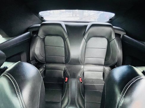Used 2019 Ford Mustang GT Premium w/ Equipment Group 401A RWD image 23
