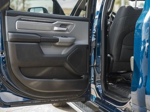 Used 2021 RAM 1500 Big Horn image 40