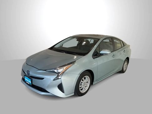 Used 2016 Toyota Prius Four w/ Advanced Technology Package FWD image 1