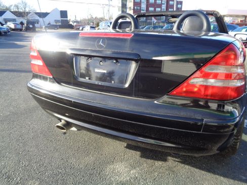 Used 2004 Mercedes-Benz SLK 320 image 19