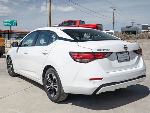 Used 2022 Nissan Sentra SV FWD image 5