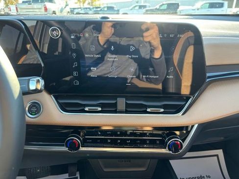 Certified 2025 Chevrolet Equinox ACTIV image 13