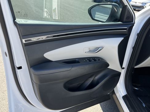 Used 2022 Hyundai Tucson SEL AWD/4WD image 15