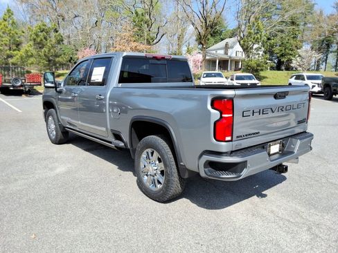 New 2026 Chevrolet Silverado 3500 High Country w/ High Country Premium Package AWD/4WD image 7