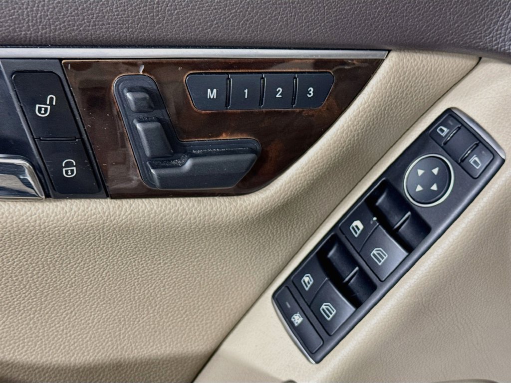 Used 2014 Mercedes-Benz C 250 Sedan image 20