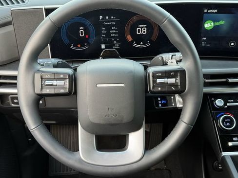 Used 2026 Hyundai Santa Fe SEL FWD image 12