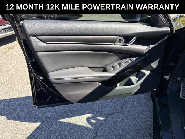 Used 2018 Honda Accord Sport image 13