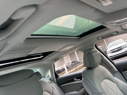 Used 2014 Audi A8 L TDI w/ Premium Package image 36