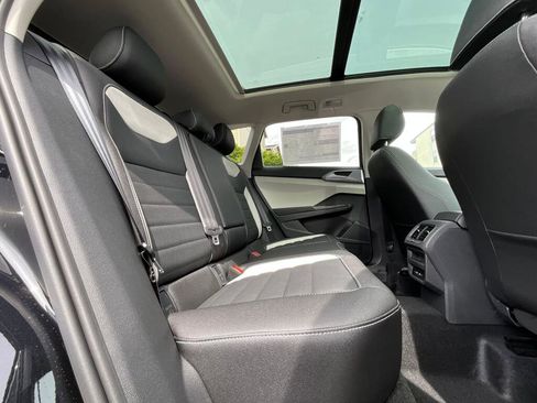 New 2026 Volkswagen Taos SEL AWD/4WD image 14