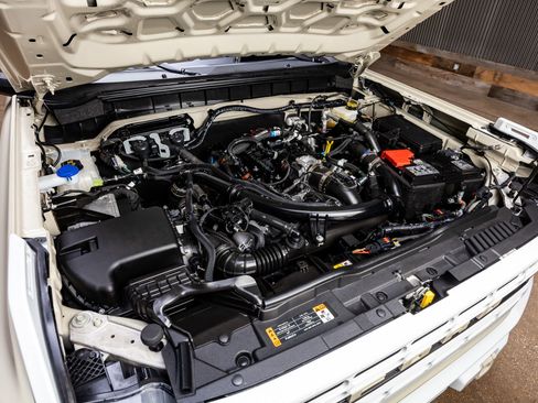 Used 2026 Ford Bronco Heritage Edition AWD/4WD image 40
