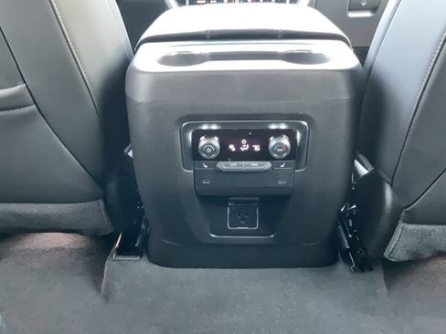Used 2026 GMC Yukon XL Denali w/ Sun & Power Step Package AWD/4WD image 24