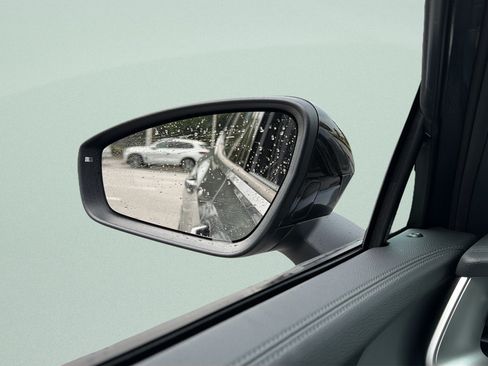 New 2026 Volkswagen Tiguan SE R-Line FWD image 37