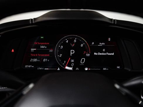 Used 2022 Chevrolet Corvette Stingray Coupe RWD image 15