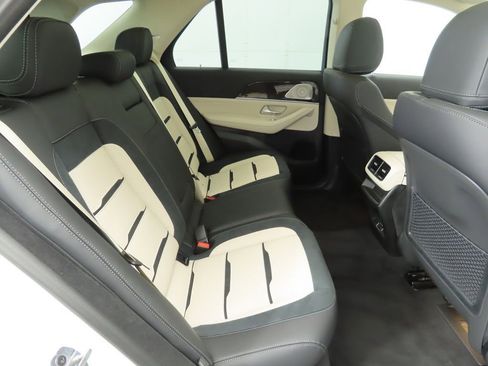 New 2026 Mercedes-Benz GLE 53 AMG 4MATIC image 22