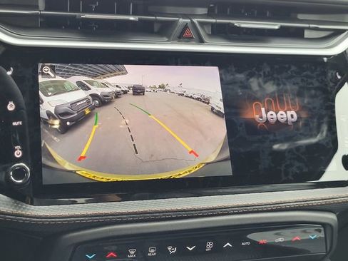 New 2026 Jeep Cherokee Overland image 10