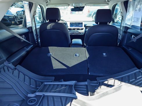 Used 2024 Hyundai Ioniq 5 SEL image 17