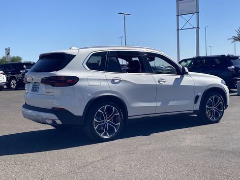 Used 2026 BMW X5 sDrive40i w/ Climate Comfort Package RWD image 6