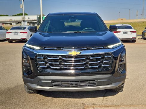 Used 2026 Chevrolet Equinox LT w/ Convenience Package II FWD image 10