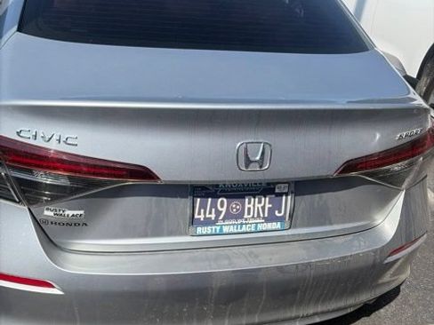 Used 2025 Honda Civic Sport image 12