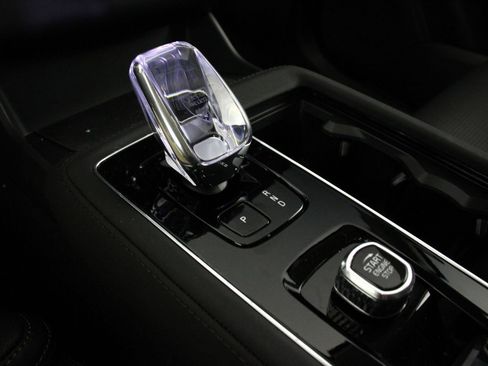 New 2025 Volvo XC90 B6 Ultra image 7