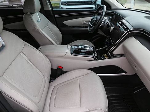 Certified 2022 Hyundai Tucson Limited FWD image 19
