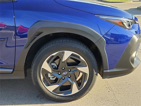 Used 2024 Subaru Crosstrek 2.5i Limited image 6