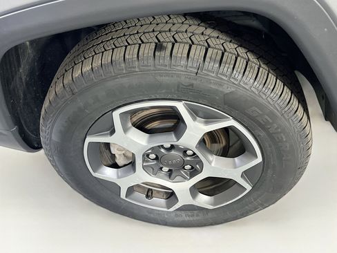Used 2022 Jeep Compass Trailhawk AWD/4WD image 28