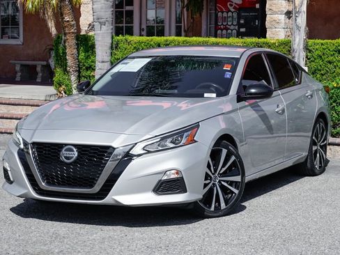 Used 2020 Nissan Altima 2.5 SR image 4