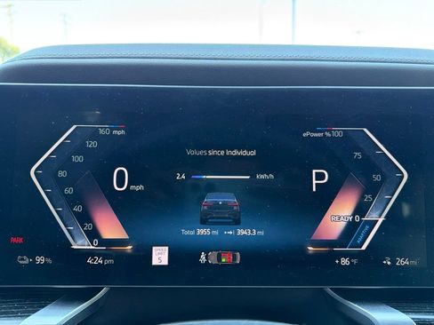 Used 2026 BMW i7 xDrive60 w/ M Sport Package RWD image 13