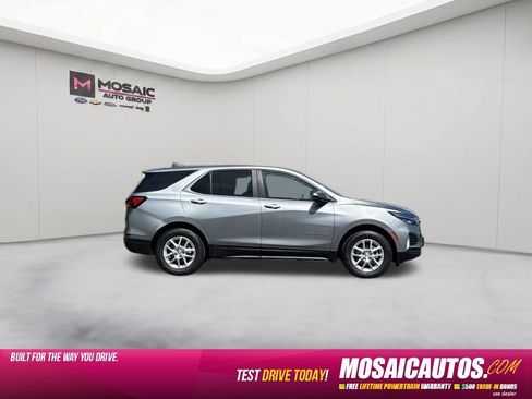 Used 2024 Chevrolet Equinox LT AWD/4WD image 8