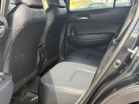 Used 2023 Toyota Corolla Cross XLE FWD image 18